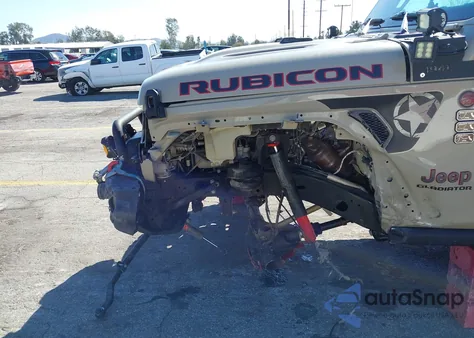 2020 Jeep Gladiator Rubicon 4X4 z USA, uszkodzony, nr VIN 1C6JJTBG3LL217923